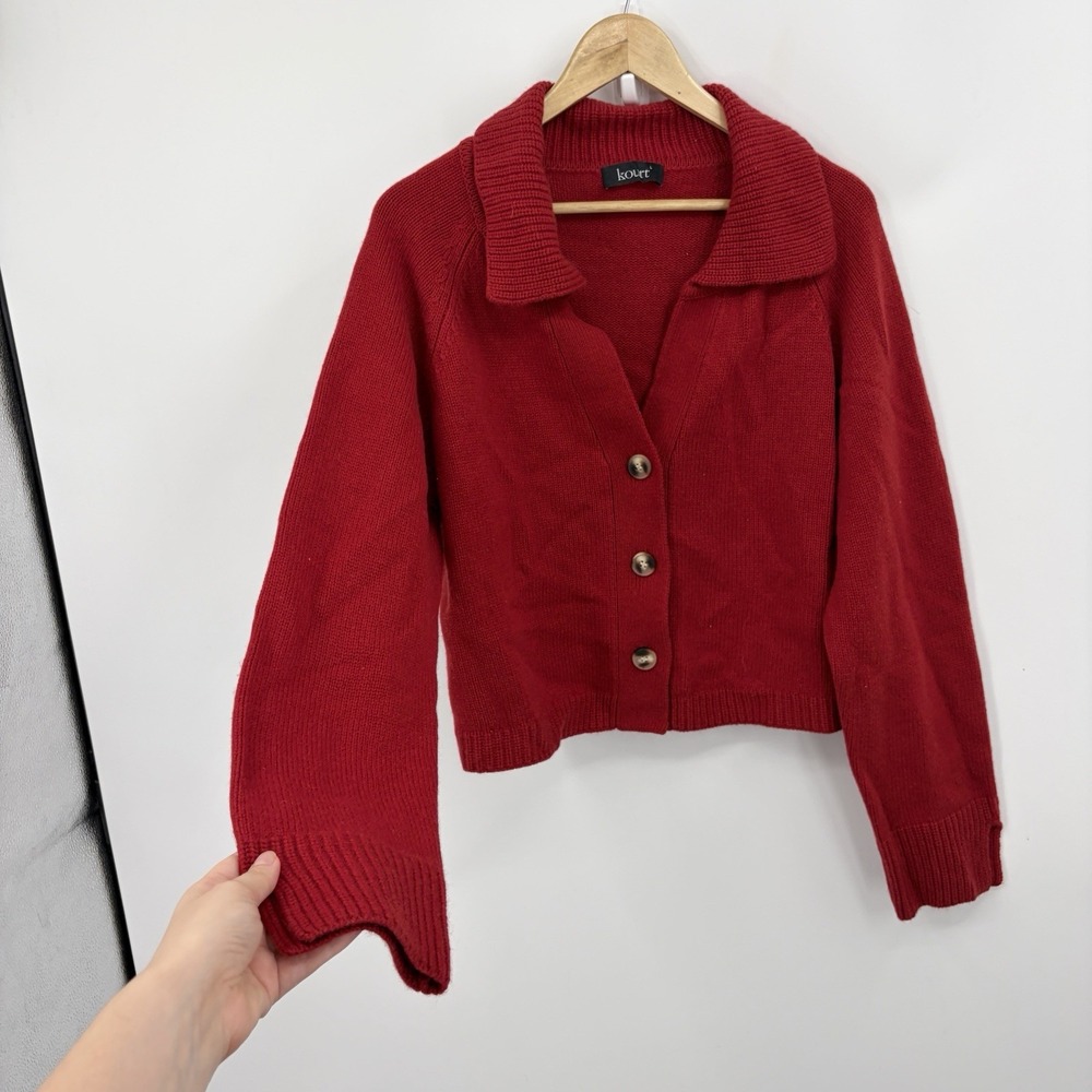 Kourt Wool Cashmere Sweater Large Red Capsule Quiet Luxury Parisian Holiday Luxe